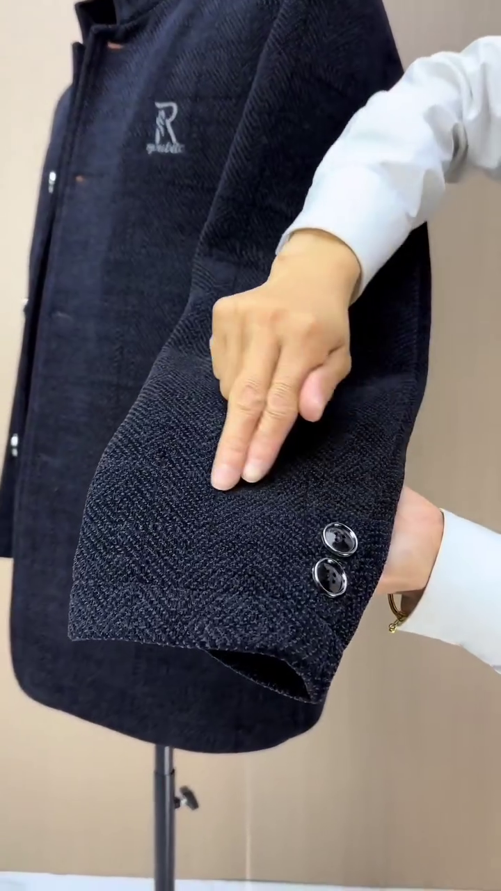 Men's Classic Charcoal Herringbone Car Coat - Image 3