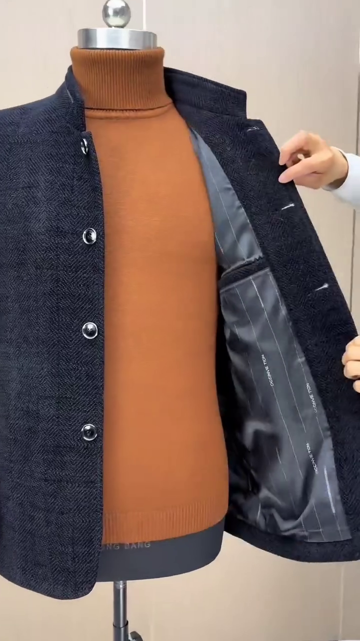 Men's Classic Charcoal Herringbone Car Coat - Image 4